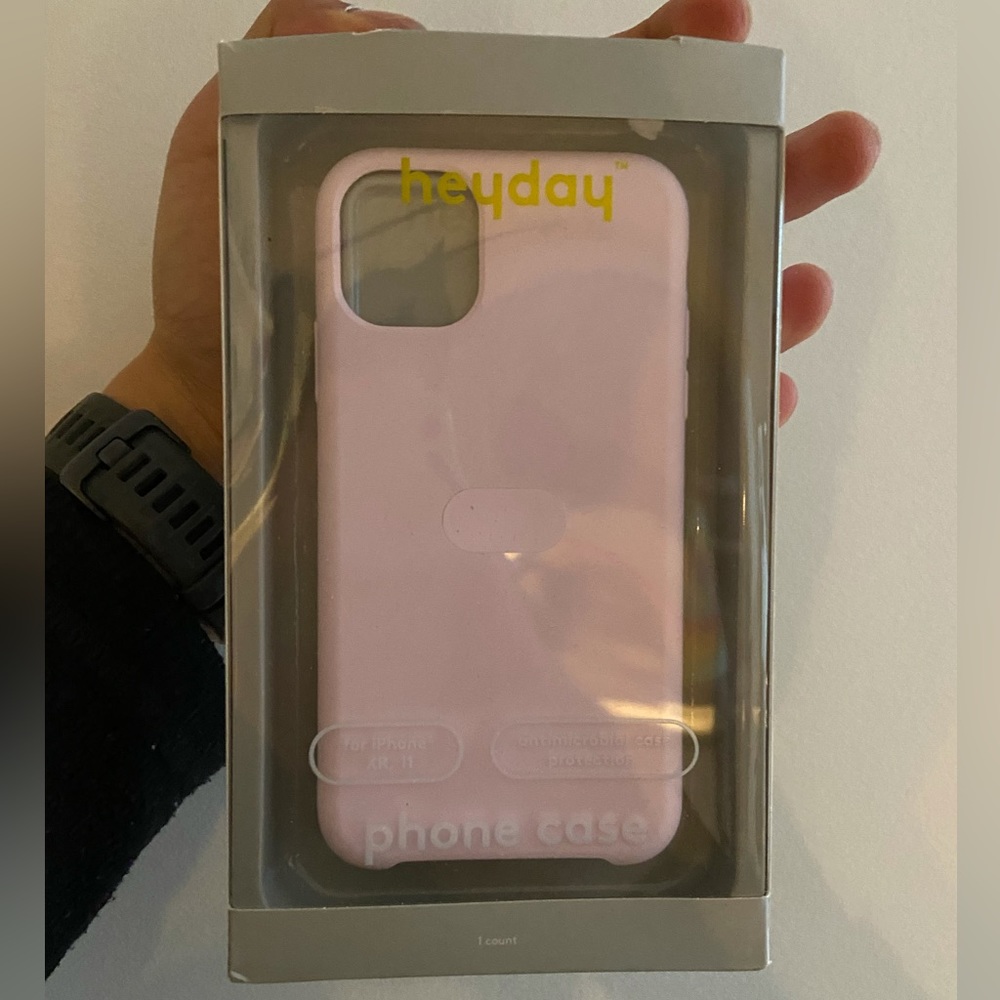 Light pink iphone XR/11 case (silicon, but hard case— silky soft to touch)